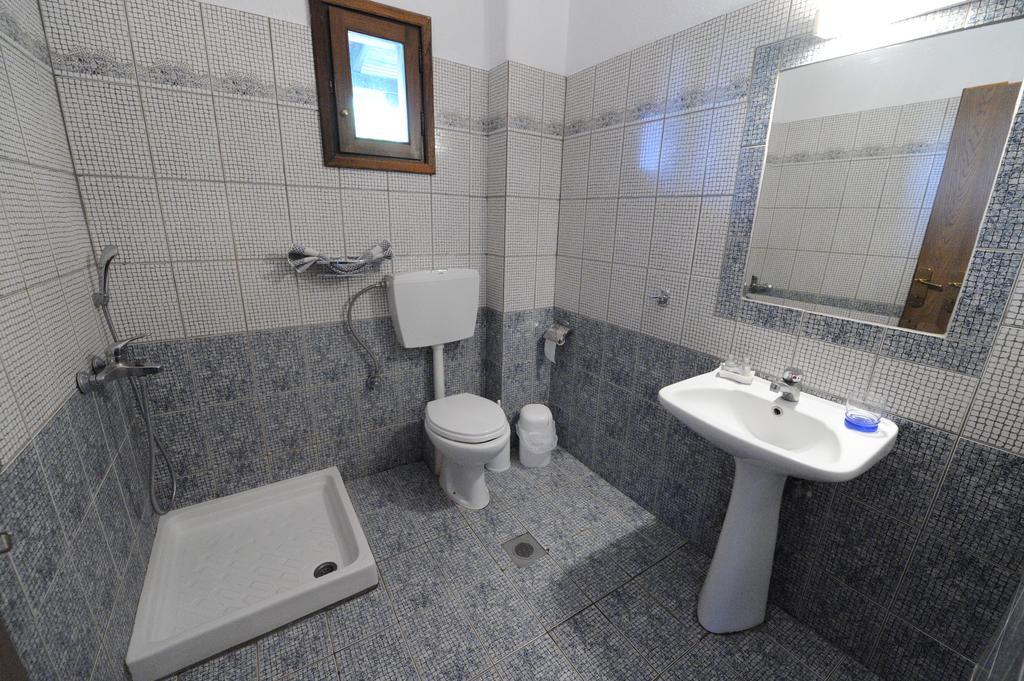 Thalassa Hotel Amolianí Bilik gambar